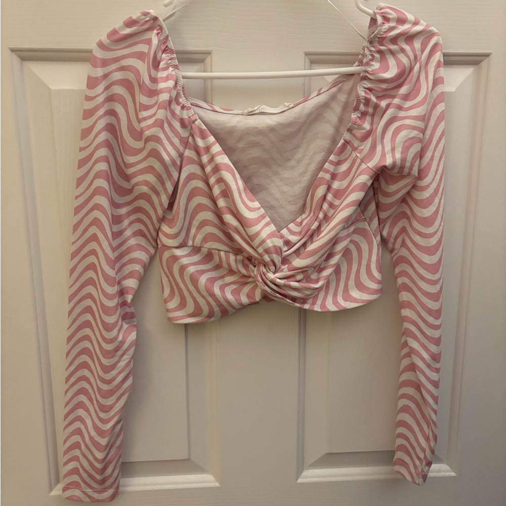 🎆5 for $25 Elodie Pink and White Wave Pattern Blouse